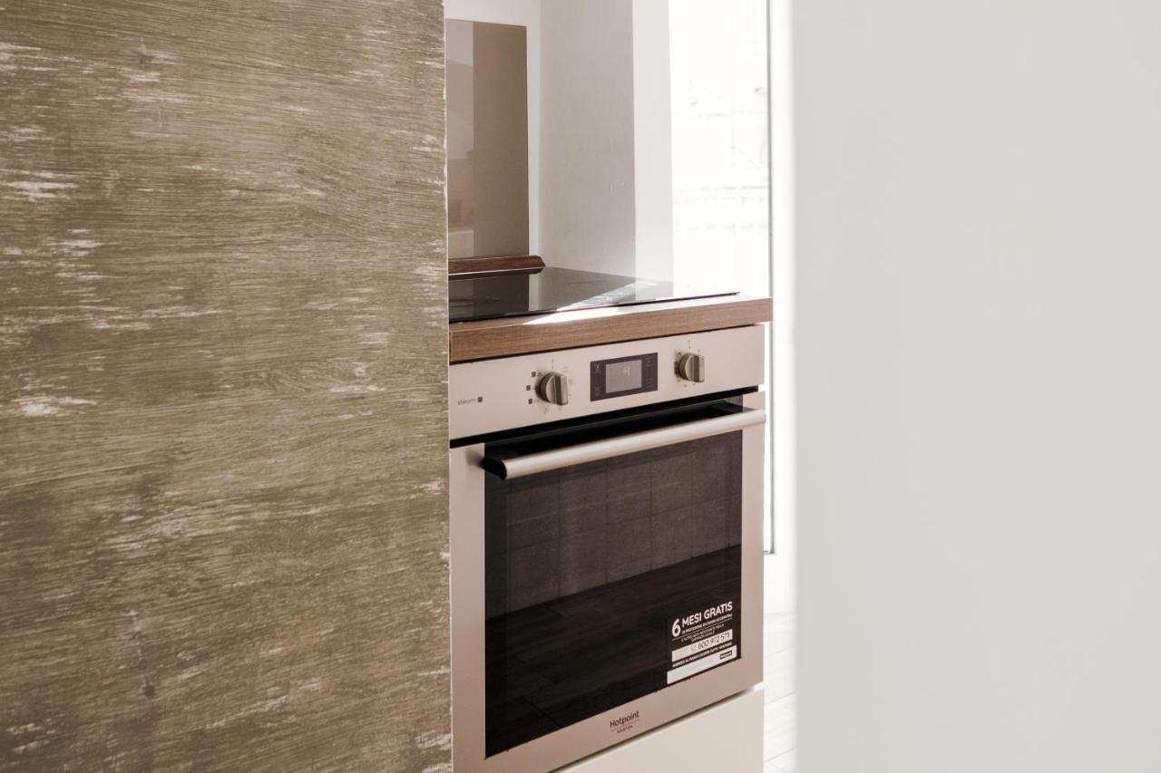 Eden Suite - Central Apartment With Balcony - Молфета Екстериор снимка