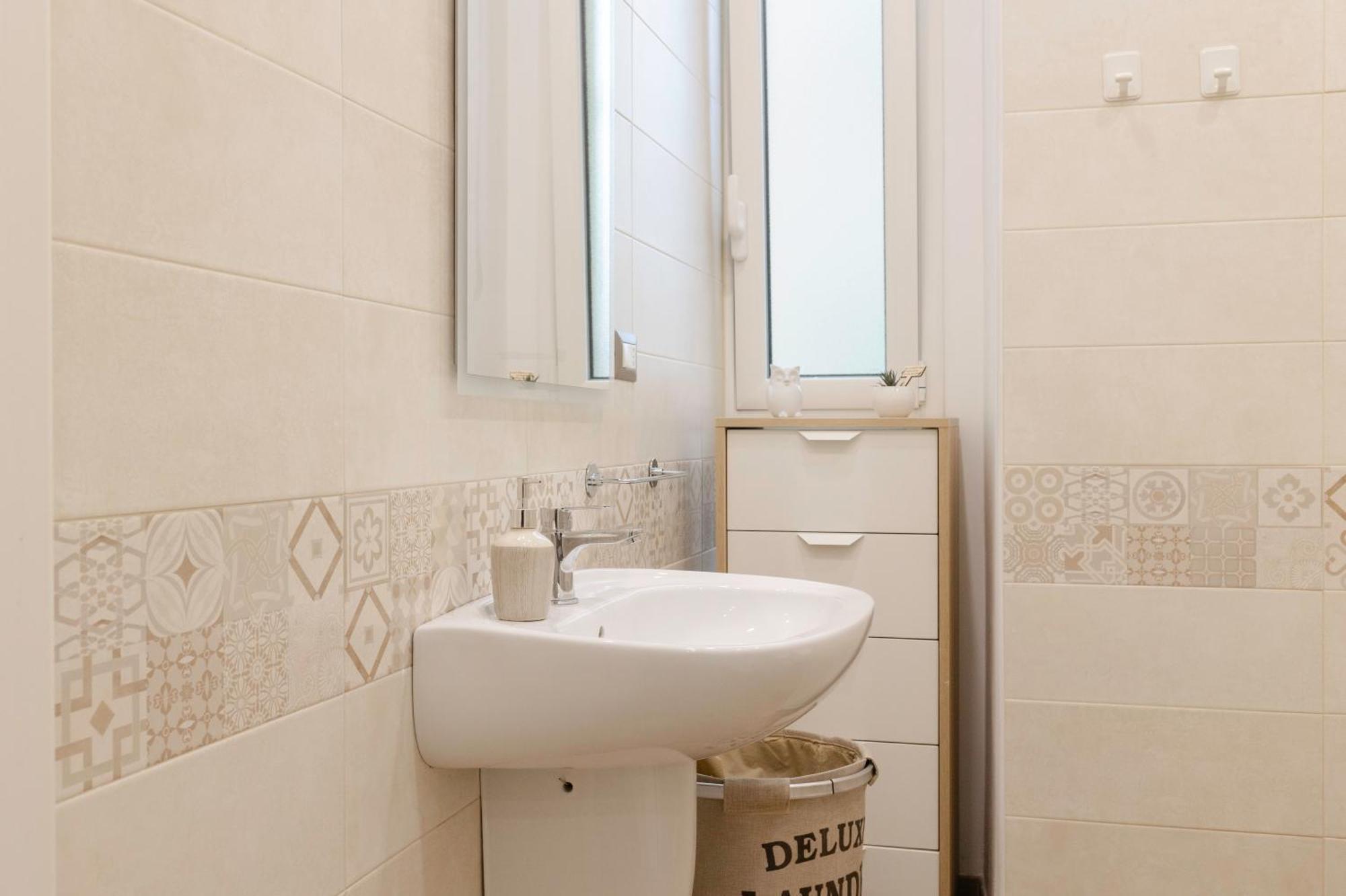 Eden Suite - Central Apartment With Balcony - Молфета Екстериор снимка